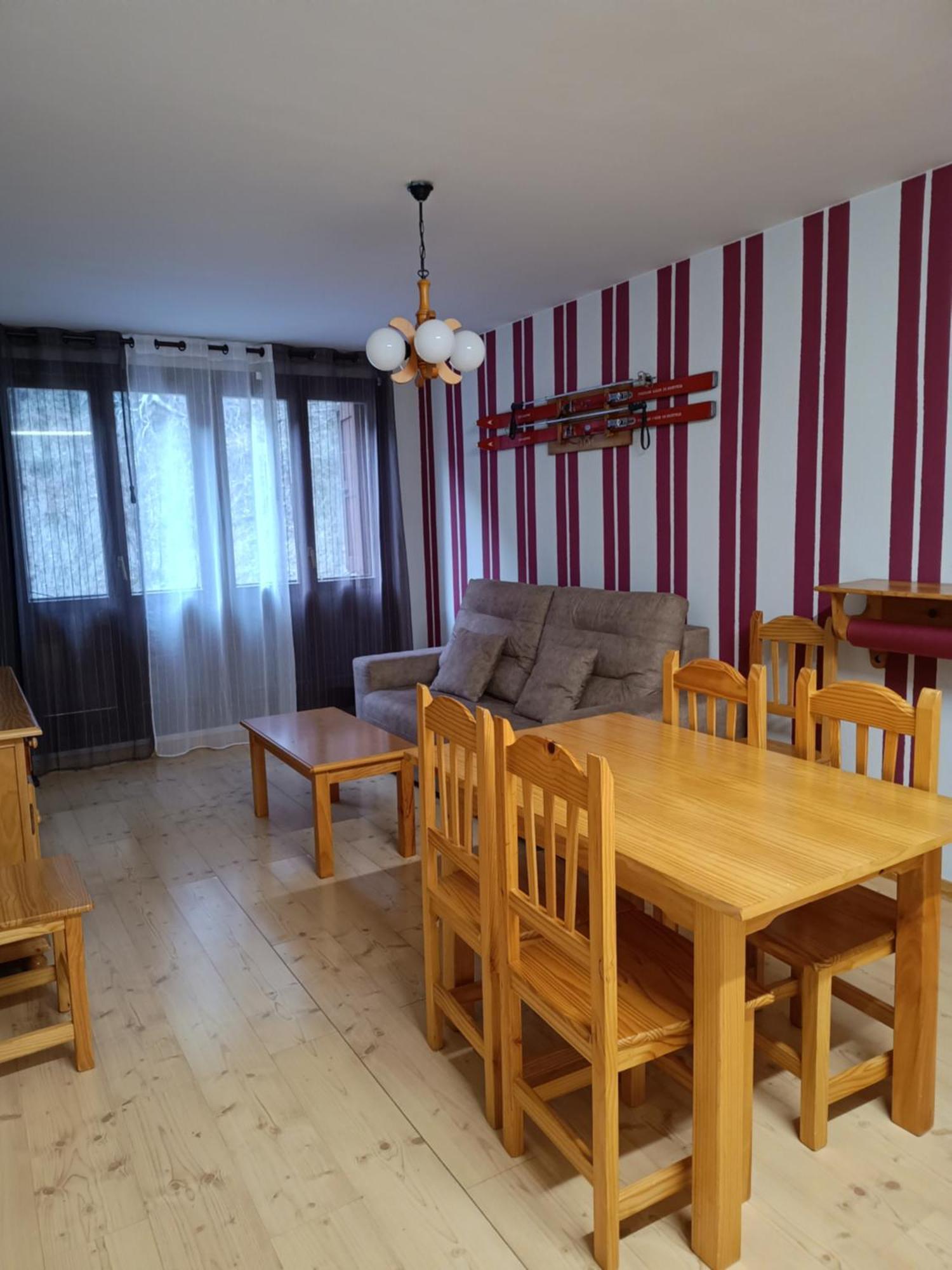 Apartamento Viman Canfranc Exterior photo